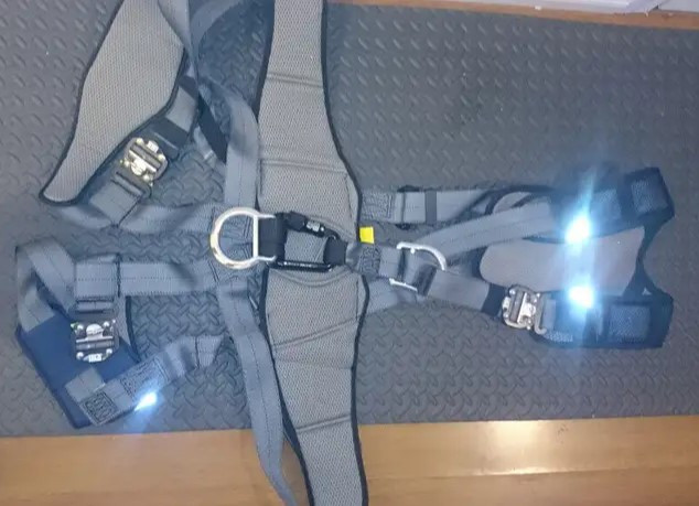High Angle Rescue Harness Class 3 Sala Exofit in Fishing, Camping & Outdoors in Whitehorse - Image 2