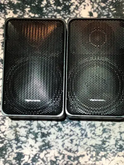 Realistic Minimus-7 Speakers, View more