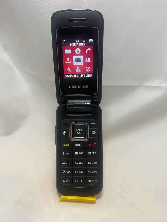 Samsung Entro flip phone cell phone (SPH-M270) in Cell Phones in Tricities/Pitt/Maple - Image 3