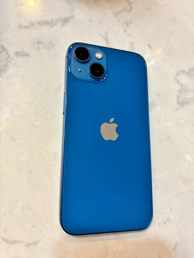 iPhone 13 in Cell Phones in Ottawa - Image 2
