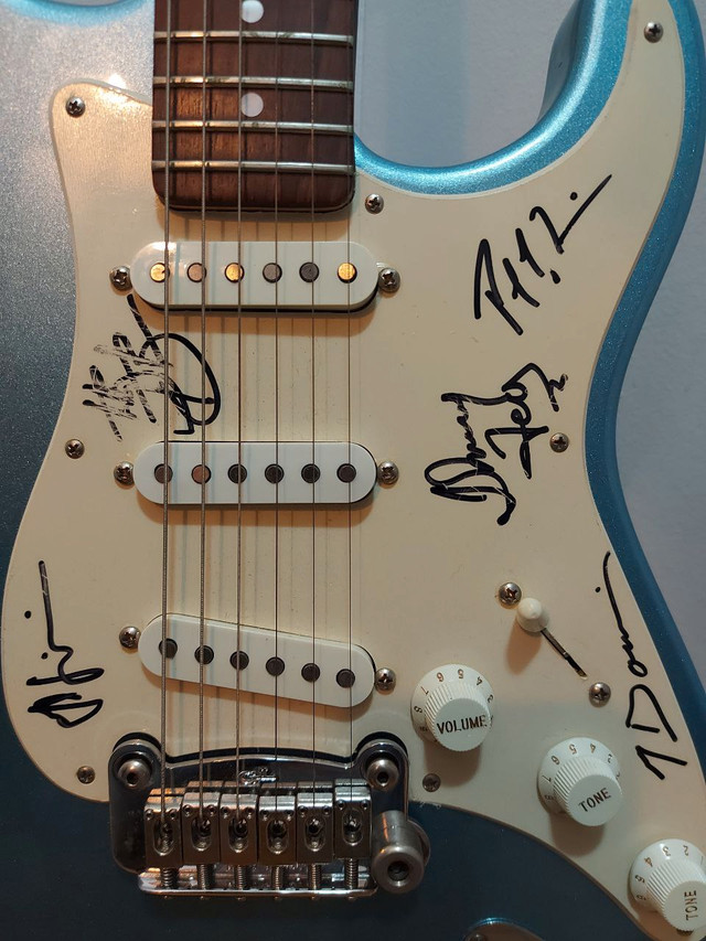 Squier Stratocaster Guitar (Signed by The Tragically Hip) in Guitars in Mississauga / Peel Region - Image 3