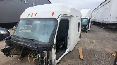 2018-2025 freightliner cascadia MID ROOF CAB for sale $5000, View more