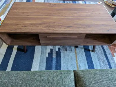 Structube Coffee Table – Very good Condition, View more