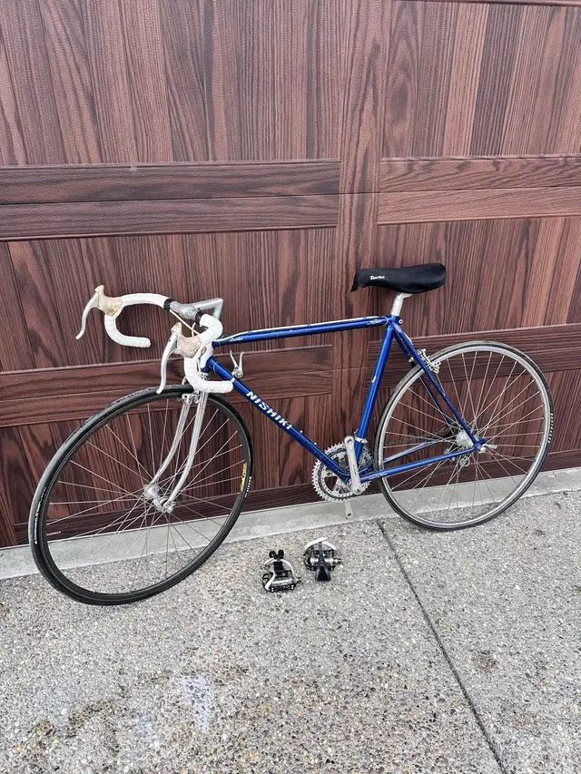 Nishiki Landau Road Bike in Road in Calgary - Image 3