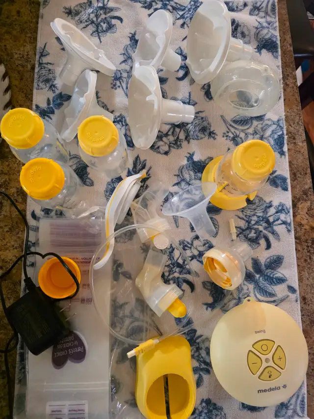 Various Baby Items all not or barely used in Multi-item in Edmonton - Image 10