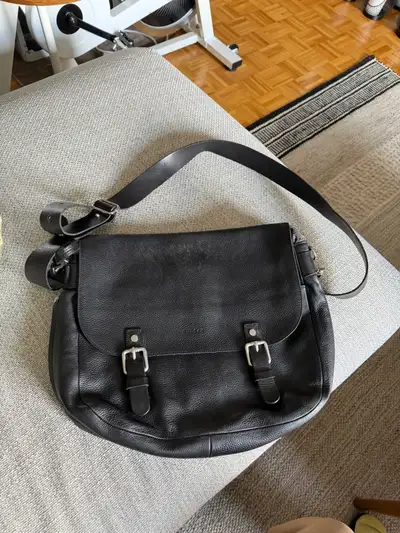 Sac de travail Rudsak en cuir noir, View more