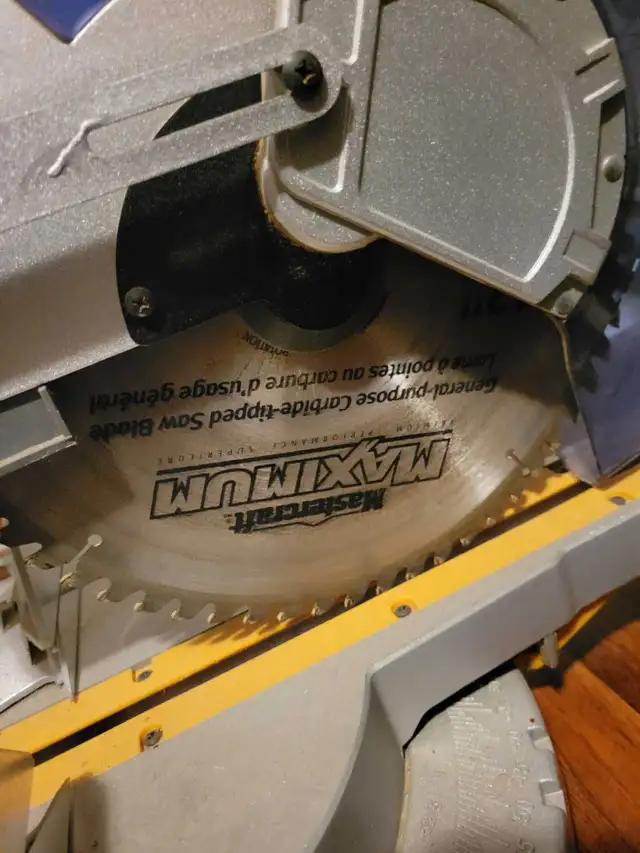 Maximum Sliding Compound Miter Saw.  in Power Tools in Mississauga / Peel Region - Image 6