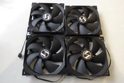140mm PC Fan, Lian Li Lancool  X4, View more