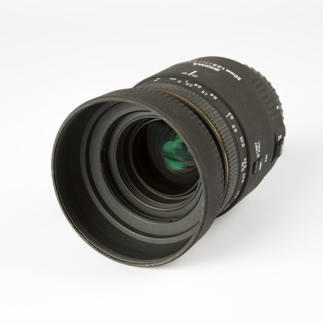 Awesome Macro Lens in Cameras & Camcorders in Regina - Image 3