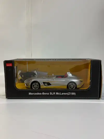 Nice RC Mercedes-Benz SLR McLaren. • Tested and working • Includes remote • Box included • Lights +...