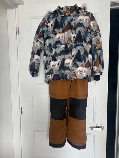 Deux Par Deux Snowsuit / Habit De Neige Deux Pièces Size 8, View more