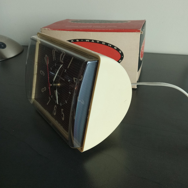 Horloge cadran réveille-matin vintage Ingraham dans Art et objets de collection  à Trois-Rivières - Image 2