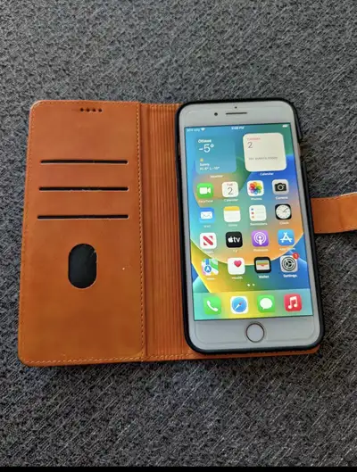 Apple iPhone 8 Plus, View more