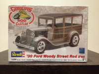 Plastic Model Kit Revell '30 Ford Woody Street Rod 2'n1 Sealed