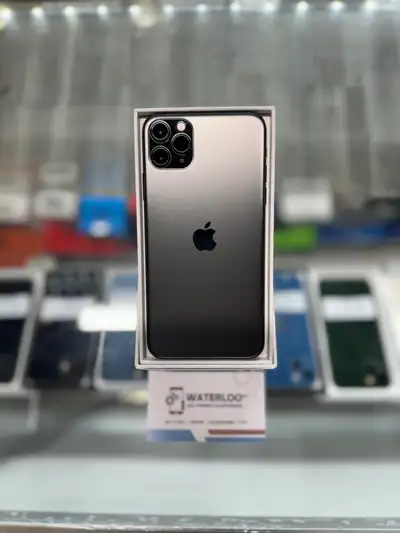 iPhone 11 Pro Max 256gb (Store Warranty), View more