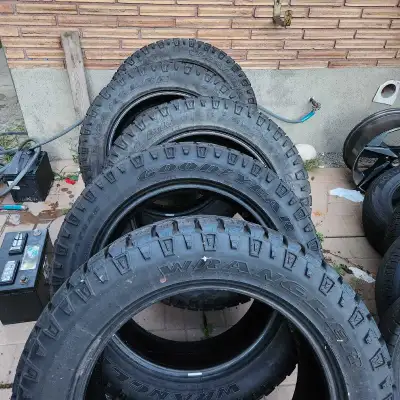 5 275 55r20 Goodyear wrangler duratrac tires in good shape asking 375 call or text me at 705 920 534...