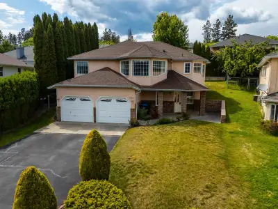 Welcome to 1786 Sprucedale Ct – a lovingly maintained 4-bed, 3-bath home tucked into one of Glenmore...
