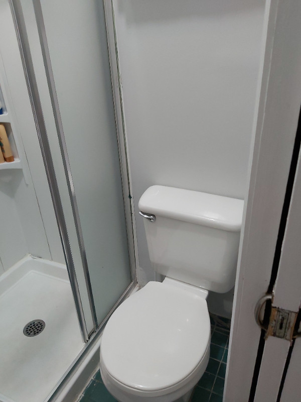 2 Bedrooms house for rent in Sandy Hill available in September Long