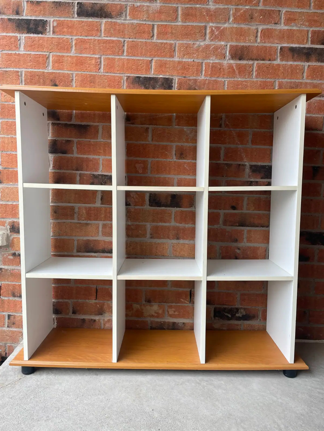 White and Brown Wooden Bookshelf/Storage Shelf in Bookcases & Shelving Units in Markham / York Region - Image 2