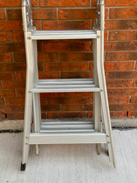 Multi Purposed Articulating Aluminum Ladder