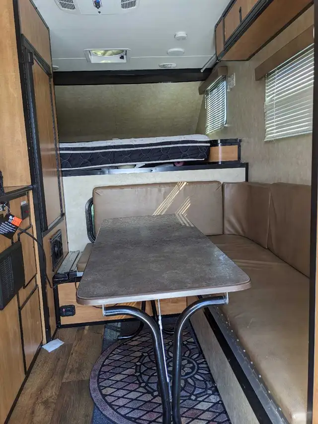 Campeur Porté 2016 Camp Lite 8.5 TC boîte 6.5 pi et camion ford in RVs & Motorhomes in Saguenay - Image 7