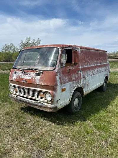 Inline 6 cyl 3 speed manual Good glass Runs and drives good Newer tires Very solid no rust Call or t...