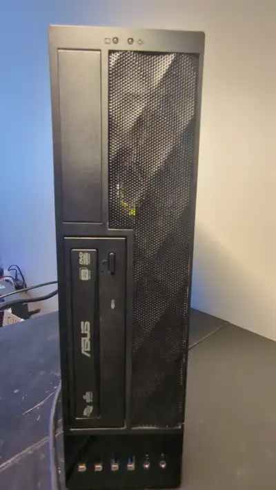 Custom Desktop Computer, i7-9700, 16Gb Ram, 128gb ssd/1tb hdd, View more