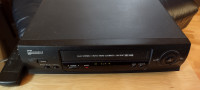 Vintage Ultra Rare Sears Canada VCR - Korean Made - With Remote