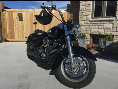 I'm selling my 2005 Harley-Davidson Road King Police edition that was never used as a work bike, a t...