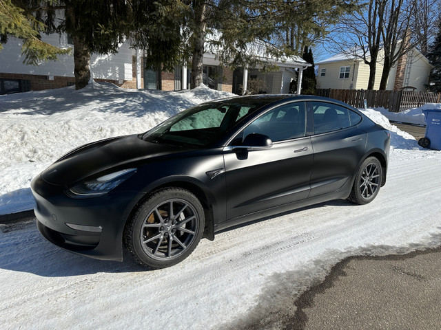 Tesla model 3 Long Range 2019 dans Autos et camions  à Trois-Rivières