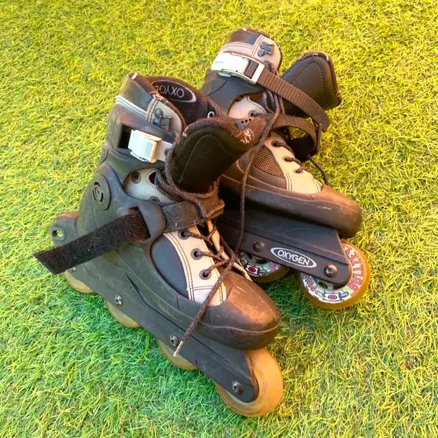 Inline Skates Rollerblades Approx Women’s Size 6 Men’s 4.5 in Skates & Blades in Calgary - Image 9