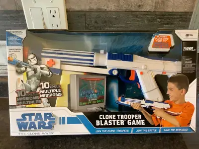 STAR WARS THE CLONE WARS CLONE TROOPER BLASTER GAME, View more