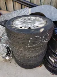 Wheels and tires for a Chrysler Sebring