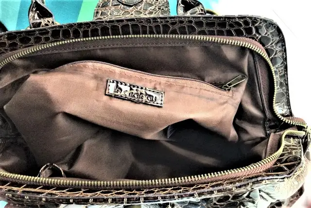 1/2 PRICE !!! NEW "CHATEAU" WOMAN SHOULDER BAG, PURSE, HANDBAG in Women's - Bags & Wallets in Ottawa - Image 9