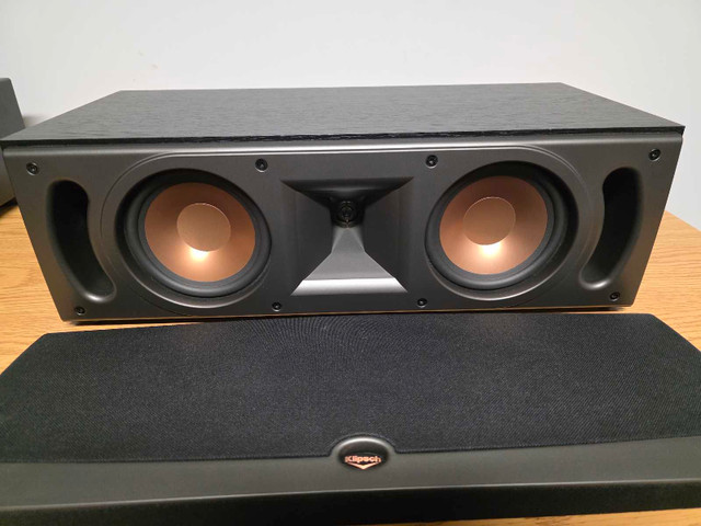 KLIPSCH RC-52 RÉFÉRENCE IV CENTRE AUDIO MINT CONDITION dans Haut-parleurs  à Longueuil/Rive Sud