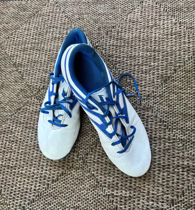 Adidas Soccer Cleats (Male size 8.5)  in Soccer in Markham / York Region - Image 3