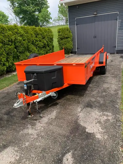high spec heavy duty kubota utility trailer. front storage box, spare tire , 3500 lb axle, drop down...