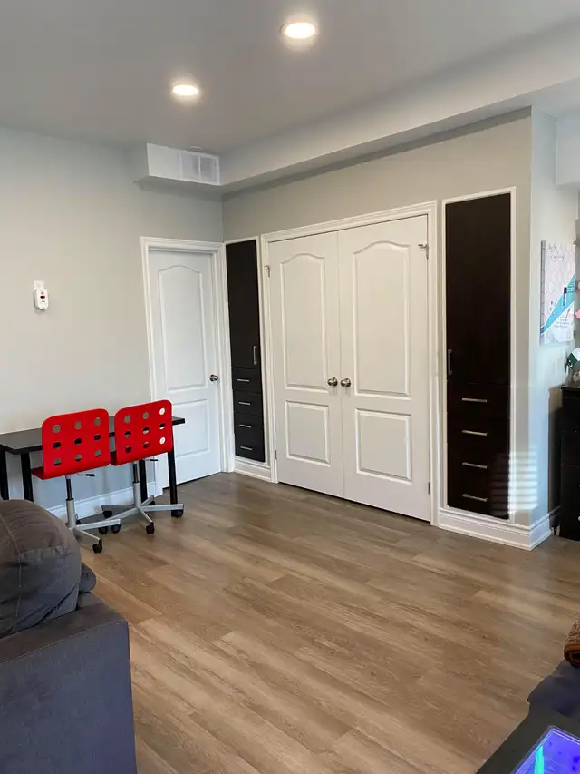 Studio Walk-Out Apartment Ground Level Markham For RENT in Long Term Rentals in Markham / York Region - Image 4