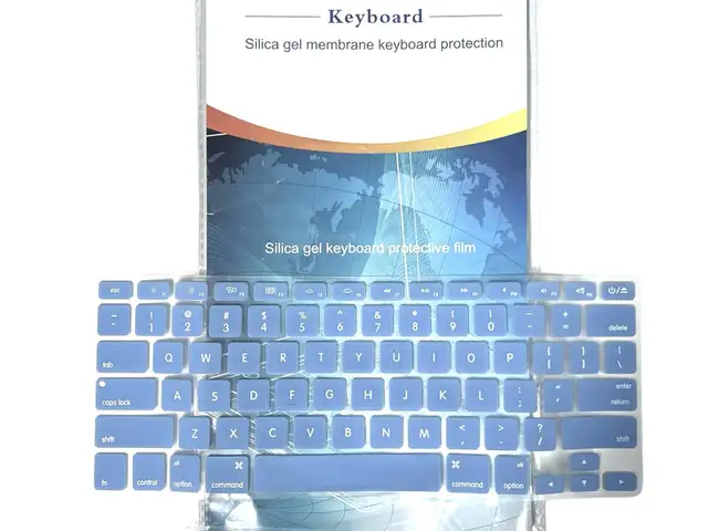 Macbook Keyboard skin cover (new / unused) in Laptop Accessories in Sudbury - Image 2
