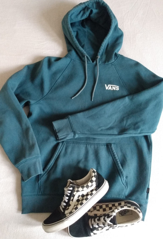 VANS OFF THE WALL SHOES HOODIE UNISEX M8.5 W10 in Other in City of Toronto - Image 2