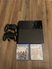 PS4 + 2 controllers and 2 games 
