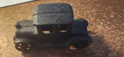 Vintage from the 1920s 1920s Cast Iron Model Car A C Williams black cast iron Model T Coupe Toy Car...