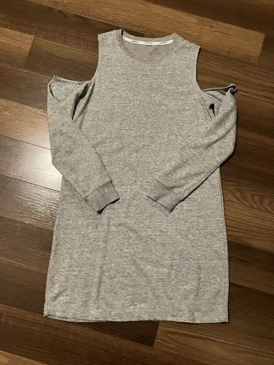 Granby : Plusieurs modèles de robes pour femme a vendre a 12$ c, View more