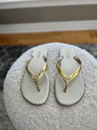 MICHAEL KORS SANDALES FLIP FLOP OR