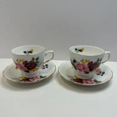 Queen Anne bone china made in England, a product of ridgway potteries ltd. Set of two floral tea cup...