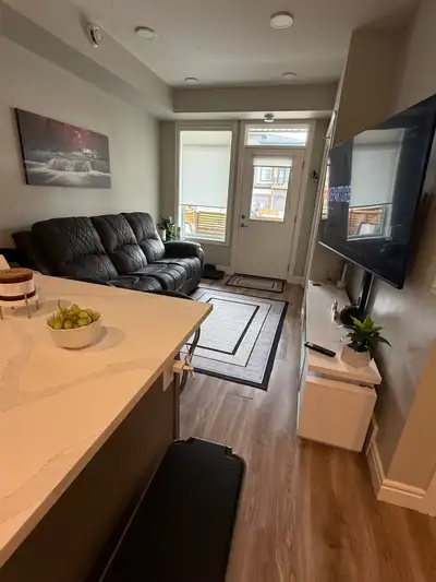 Unfurnished apartment for rent one bedroom one bathroom in Savana Park