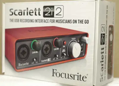 SCARLETT 2i2 FOCUSRITE Interface studio d’enregistrement. En parfait état, très peu utilisée. Vient...