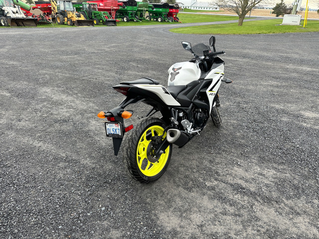 2018 Yamaha YZF-R3 321cc Motorcycle , Safteyed !  in Other in Ottawa - Image 2
