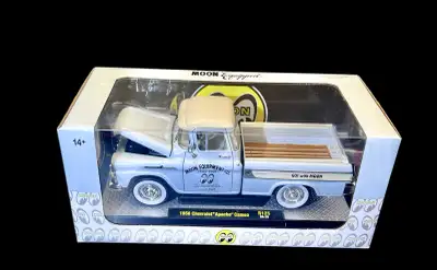 M2 MACHINES 1958 APACHE CAMEO MOON EDITION ONE OF 6650 world wide New 1:24 scale The photographs dep...