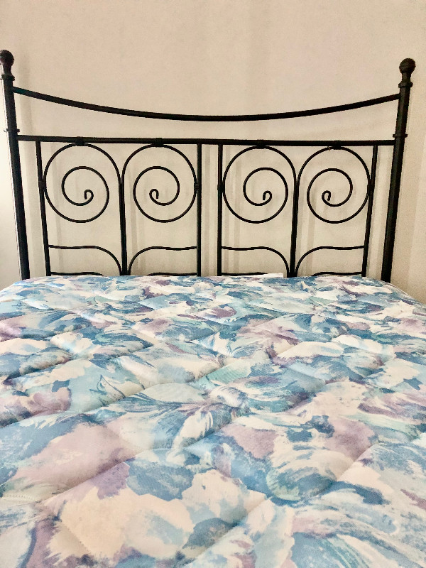 Double / Full Metal Headboard & Footboard Bed Frame in Beds & Mattresses in Calgary - Image 2